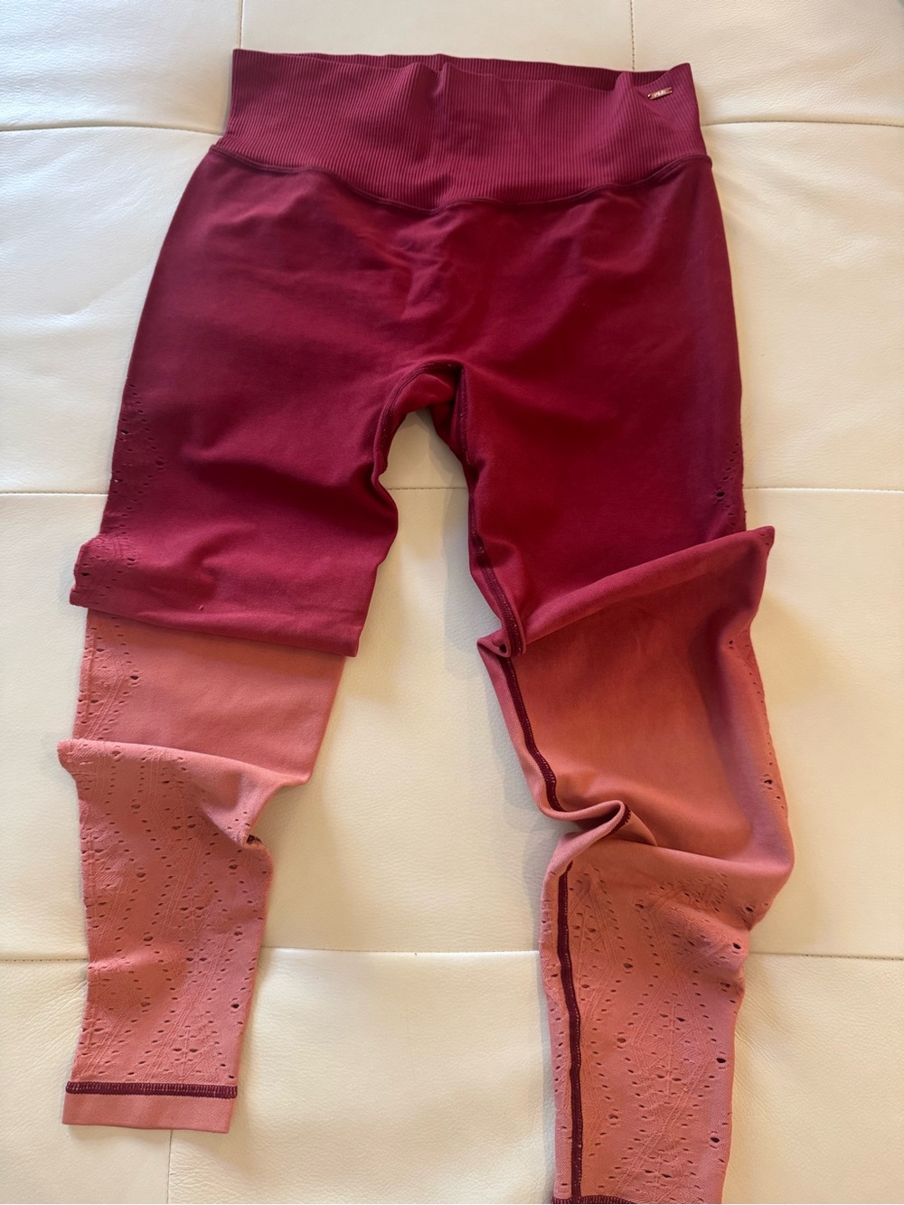 PINK Victoria's Secret Ombre Burgundy to Dusty Rose Leggings